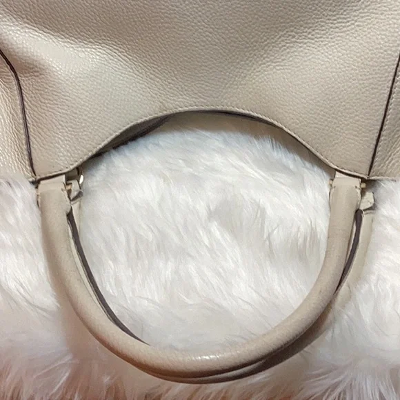 Authentic Tory Burch Elegant Cream Bombe T Tote Bag - Picture 7 of 9